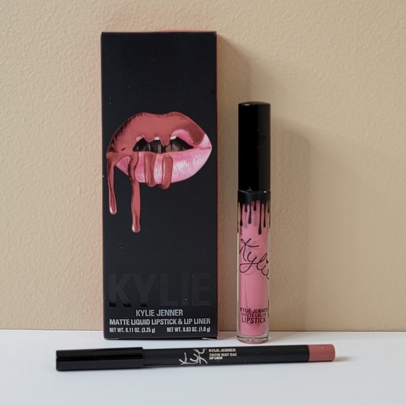 Kylie Jenner “Snow Way Bae” Matte Liquid Lipstick & Lip Liner